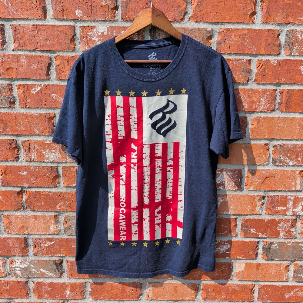 Rocawear Graphic T-Shirt Mens Large Navy Blue Distressed American Flag Logo